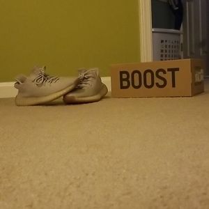 Adidas Yeezy Boost 350 V2 Sesame